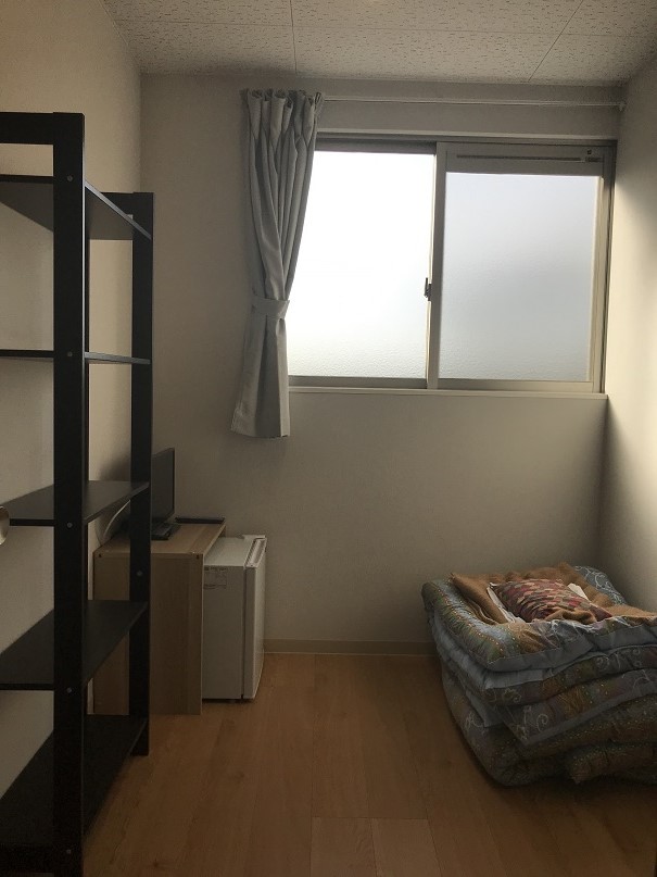 住み込み寮付き職場の利点